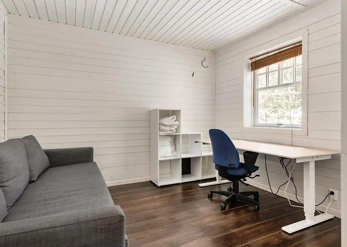 Vakantiehuis In With Seaview To *